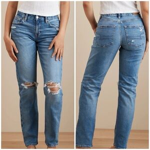 American Eagle Stretch Curvy Ripped Straight Jean in Medium Blue Distressed